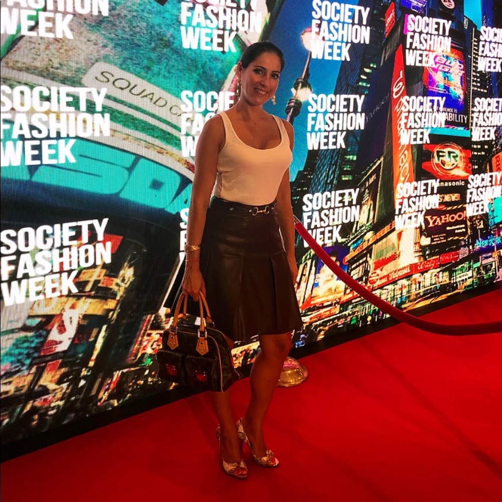 Meet your Posher, Lynda